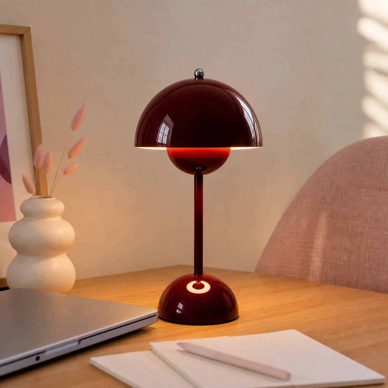 La Sunlight rouge dans un petit espace